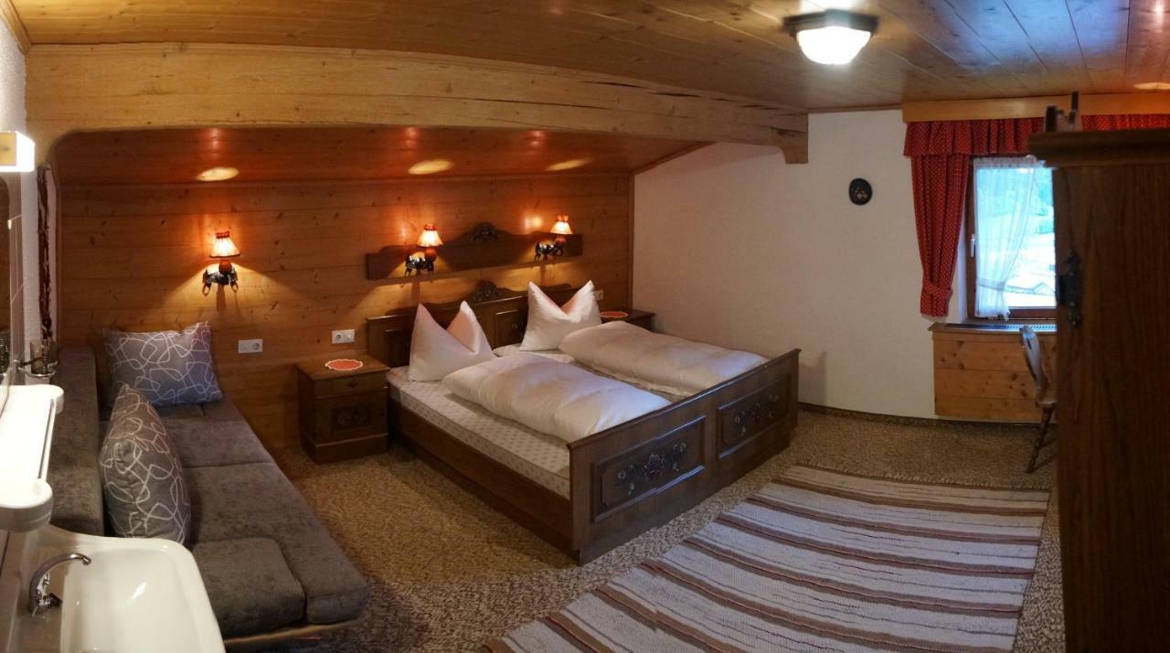 St. Hubertus Apartamento Pettneu am Arlberg Exterior foto